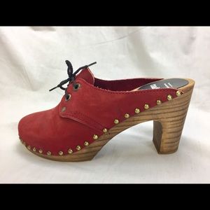 Sandgrens Red Lace Up Mule Clogs Women’s Size 40